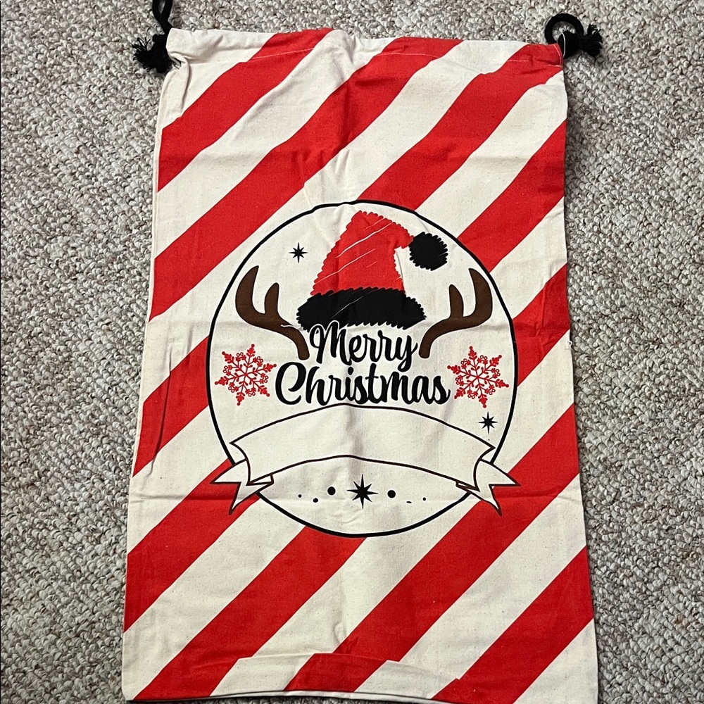 *Merry Christmas Red and White Gift Bag